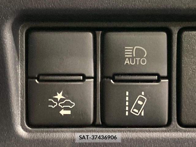 Toyota NOAH 2019-07 7806918-4
