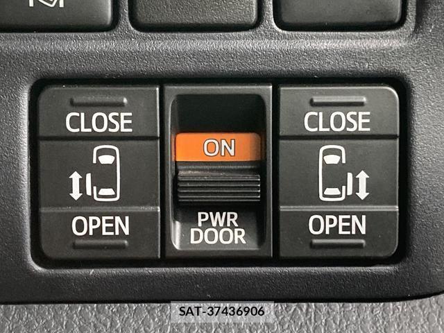 Toyota NOAH 2019-07 7806918-6