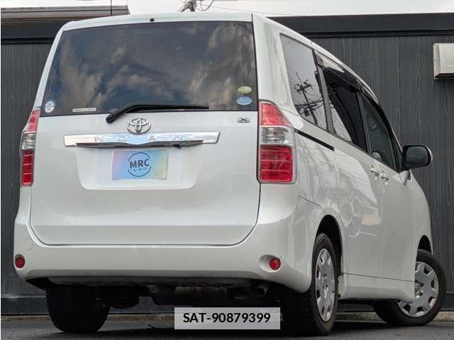 Toyota NOAH 2008-02 7807134-1