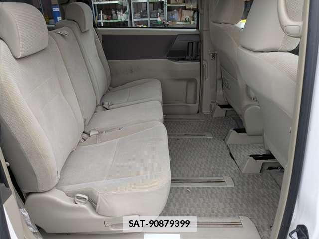 Toyota NOAH 2008-02 7807134-14