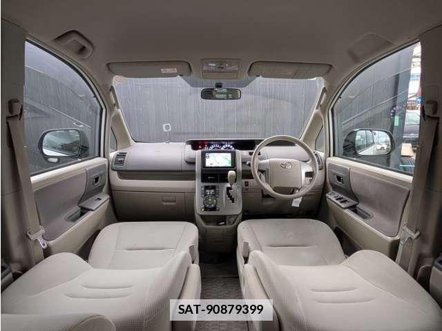 Toyota NOAH 2008-02 7807134-2