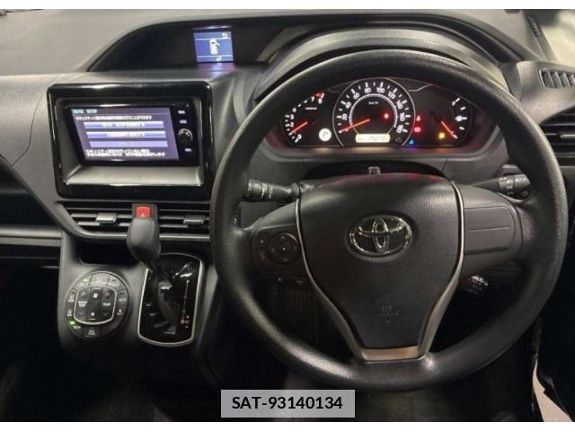 Toyota NOAH 2017-09 7807216-2