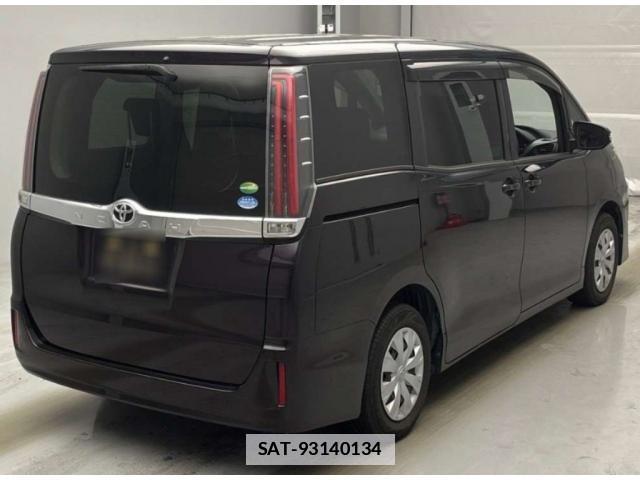 Toyota NOAH 2017-09 7807216-4