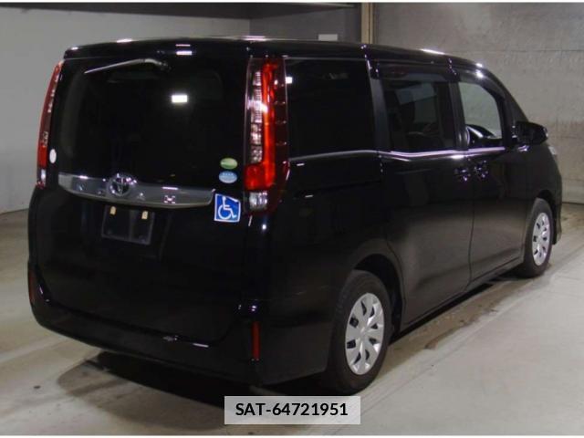Toyota NOAH 2014-11 7807218-1