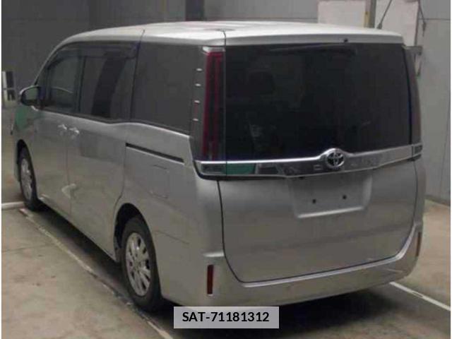 Toyota NOAH 2021 7807305-1