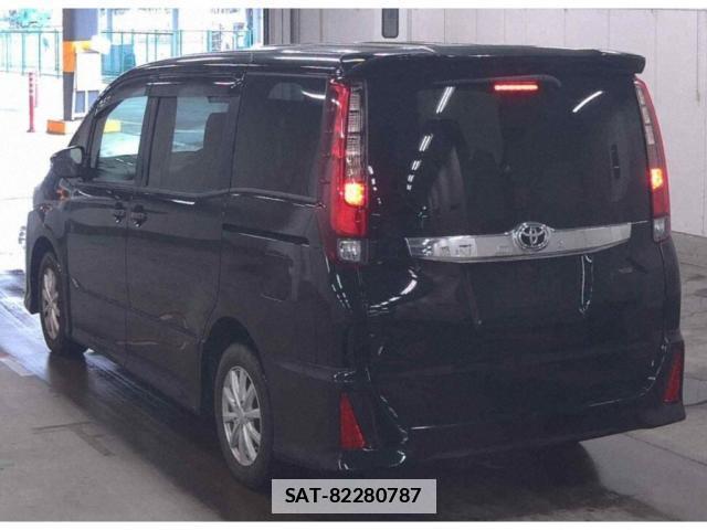 Toyota NOAH 2016-08 7807353-4