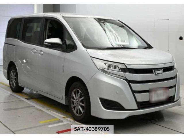 Toyota NOAH 2021 7807547-0