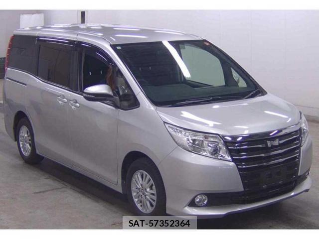 Toyota NOAH 2015-07 7807943-0
