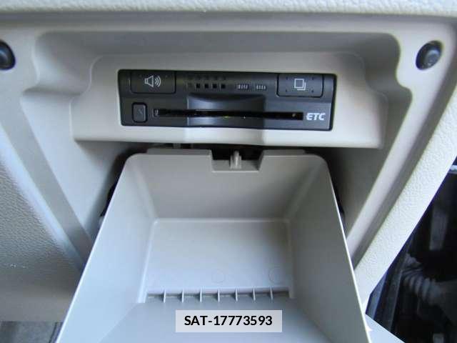 Toyota NOAH 2009-12 7808277-16