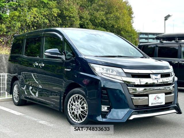 Toyota NOAH 2019-04 7808309-1