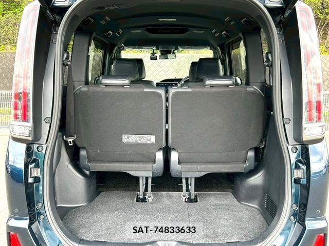 Toyota NOAH 2019-04 7808309-11