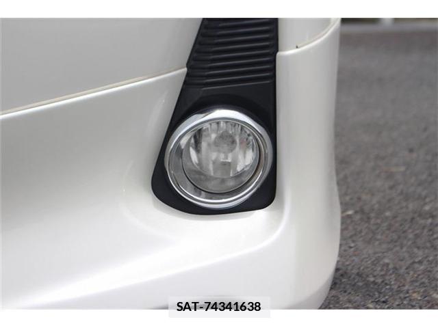 Toyota NOAH 2016-02 7808841-18