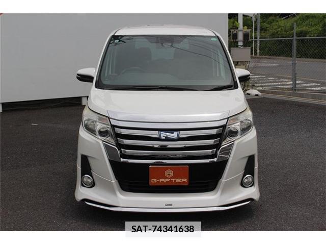 Toyota NOAH 2016-02 7808841-7