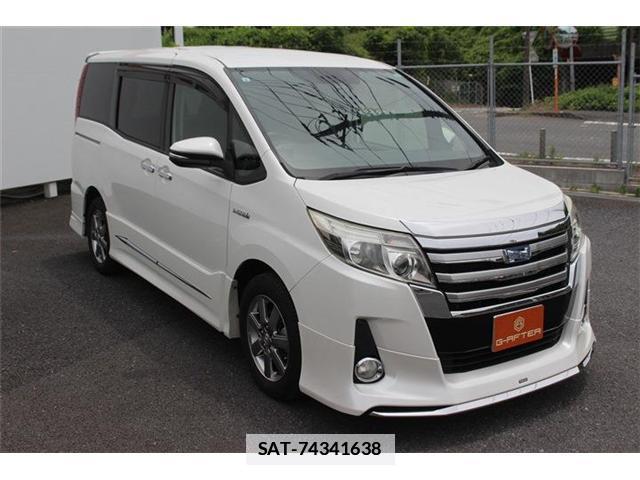 Toyota NOAH 2016-02 7808841-8