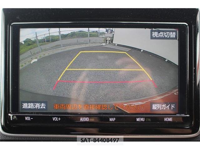 Toyota NOAH 2018-10 7808843-2