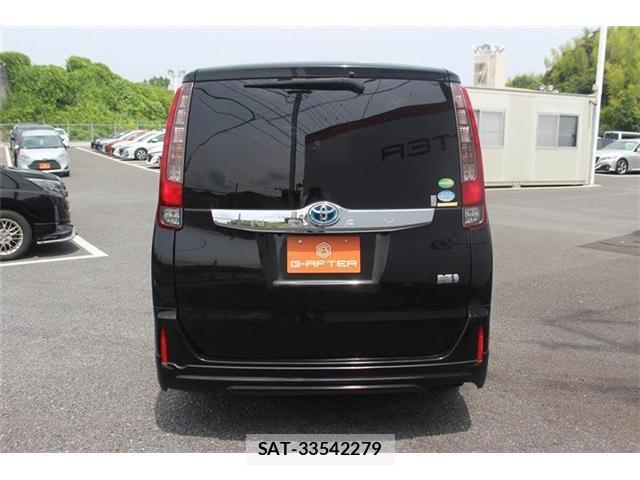 Toyota NOAH 2014-06 7808844-10