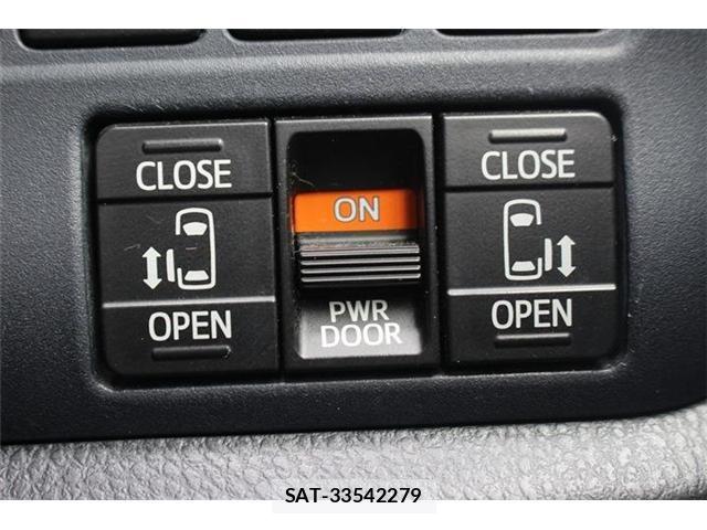 Toyota NOAH 2014-06 7808844-5