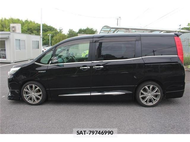 Toyota NOAH 2014-06 7808845-12