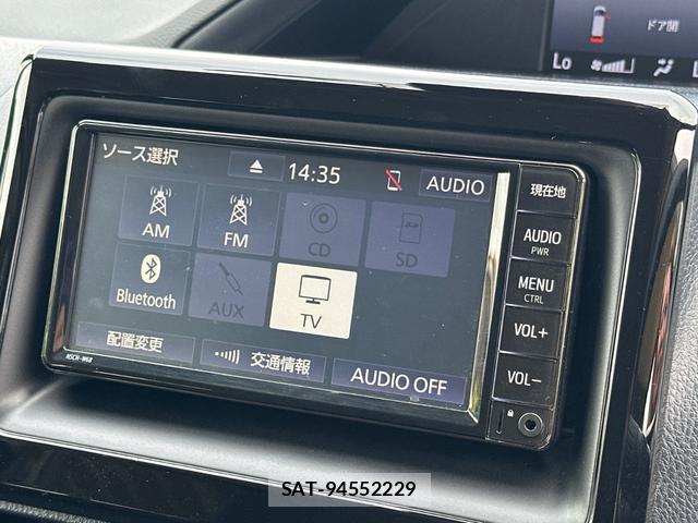 Toyota NOAH 2021-05 7808974-3
