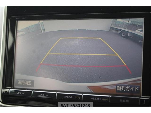Toyota NOAH 2016-02 7809359-2