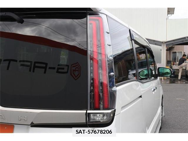 Toyota NOAH 2018-02 7809413-15