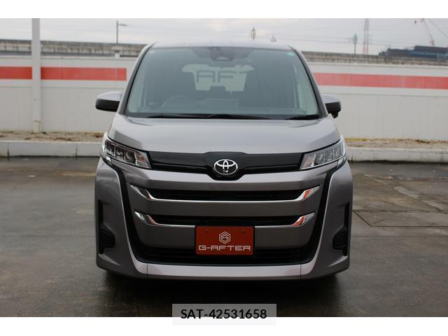 Toyota NOAH 2023-07 7809430-1