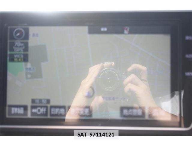 Toyota NOAH 2018-03 7809515-1