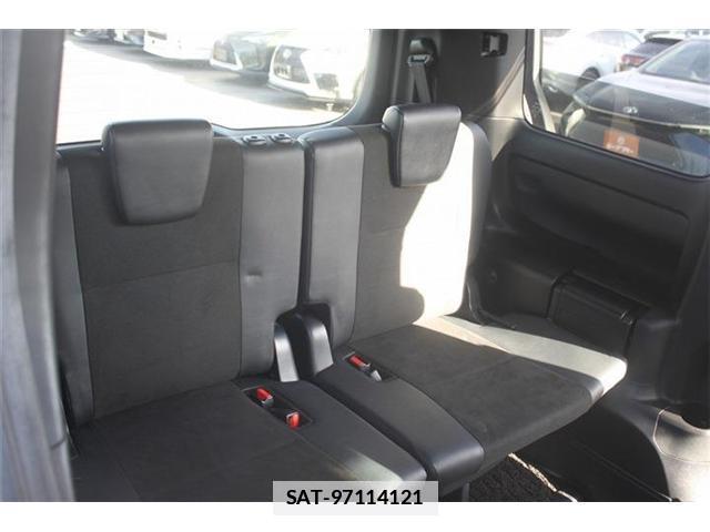 Toyota NOAH 2018-03 7809515-14