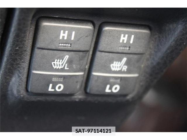 Toyota NOAH 2018-03 7809515-3