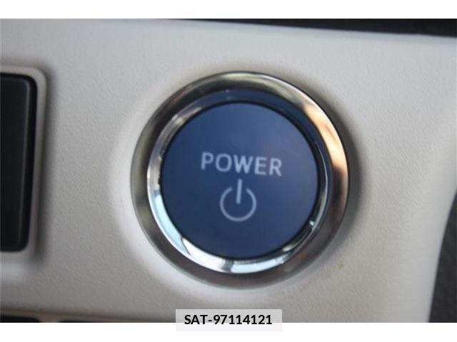 Toyota NOAH 2018-03 7809515-5