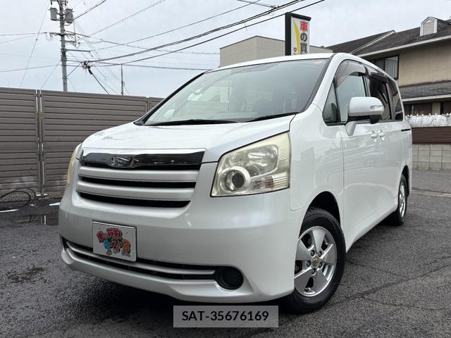 Toyota NOAH 2008-02 7809554-0