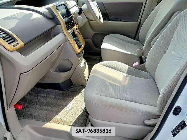 Toyota NOAH 2008-01 7809900-11