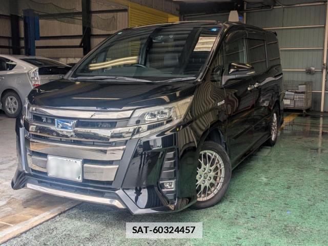 Toyota NOAH 2019-06 7809956-0