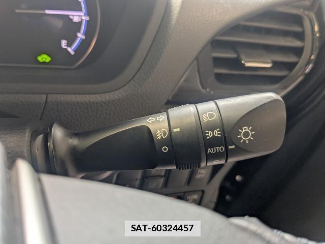 Toyota NOAH 2019-06 7809956-13