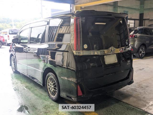 Toyota NOAH 2019-06 7809956-3