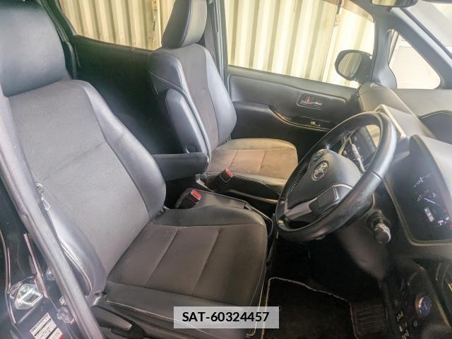 Toyota NOAH 2019-06 7809956-8