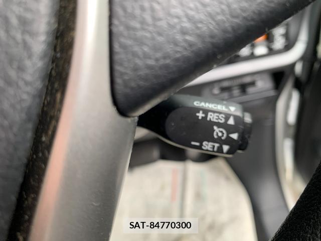 Toyota NOAH 2021-01 7810026-7