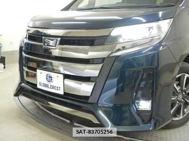 Toyota NOAH 2021-01 7810752-13