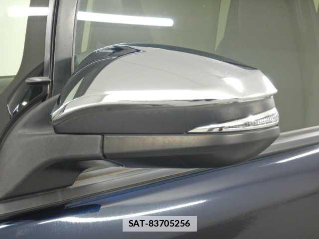 Toyota NOAH 2021-01 7810752-15
