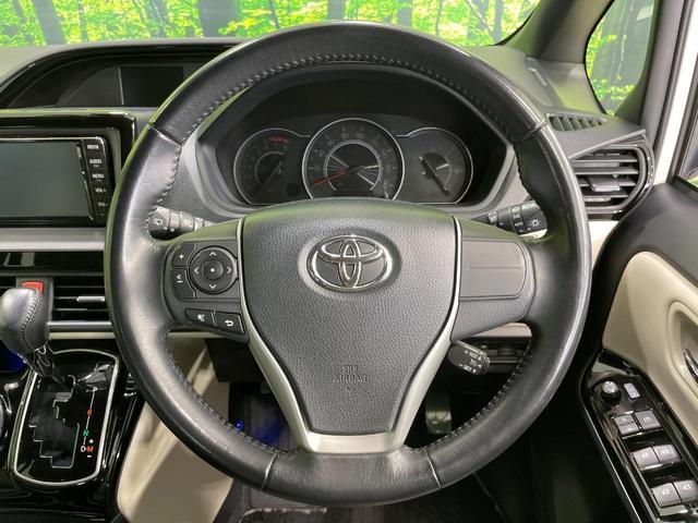 Toyota NOAH 2019-06 7810936-11