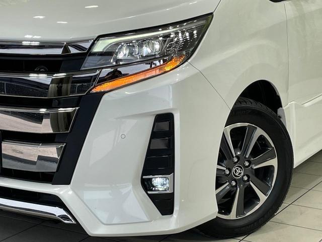 Toyota NOAH 2019-06 7810936-12