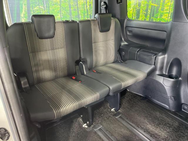 Toyota NOAH 2019-06 7810936-9