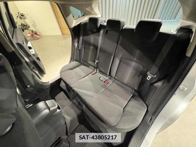 Nissan NOTE 2023-04 7795367-6