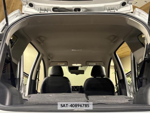 Nissan NOTE 2018-07 7795392-16