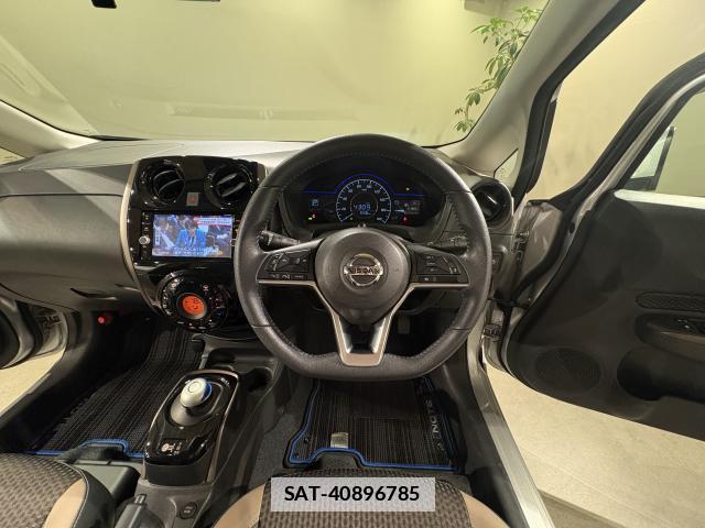 Nissan NOTE 2018-07 7795392-17