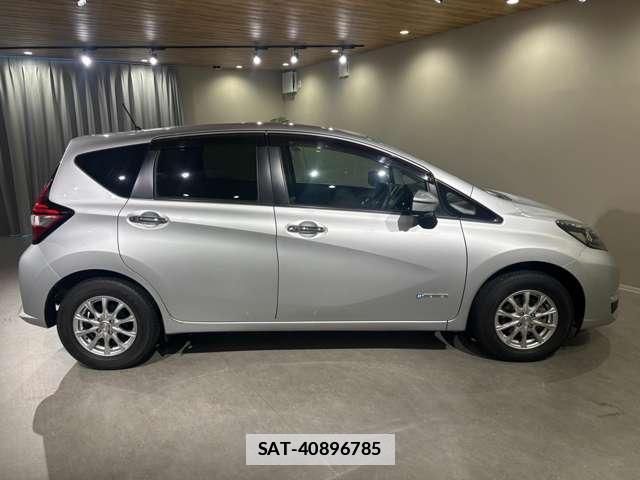 Nissan NOTE 2018-07 7795392-3