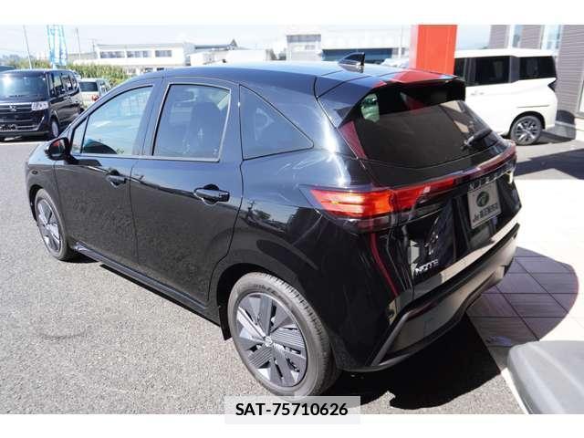 Nissan NOTE 2022-09 7795539-5