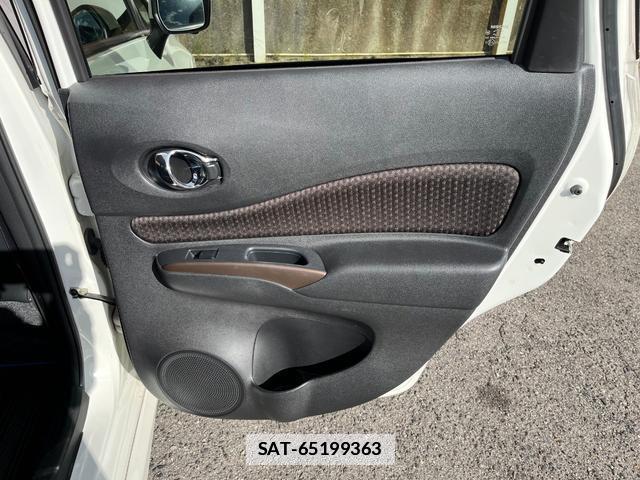 Nissan NOTE 2017-04 7796970-12