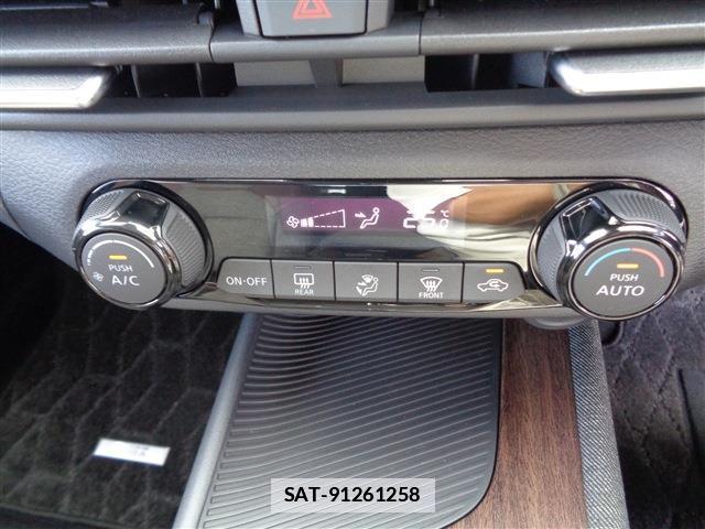 Nissan NOTE 2022-12 7797349-19