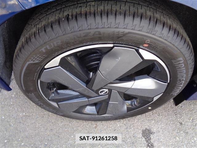 Nissan NOTE 2022-12 7797349-6